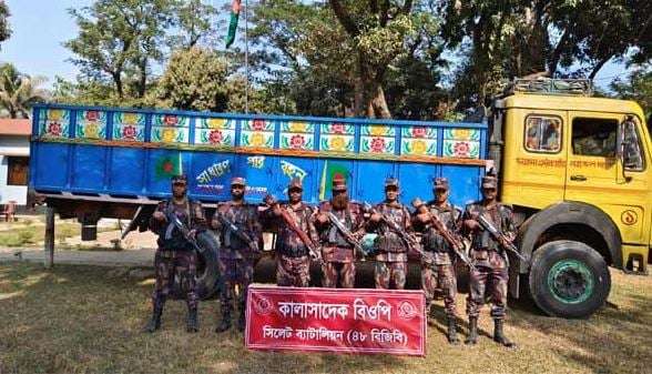 সিলেট ও সুনামগঞ্জে পৌনে ৩ কোটি টাকার চোরাই পণ্য জব্দ